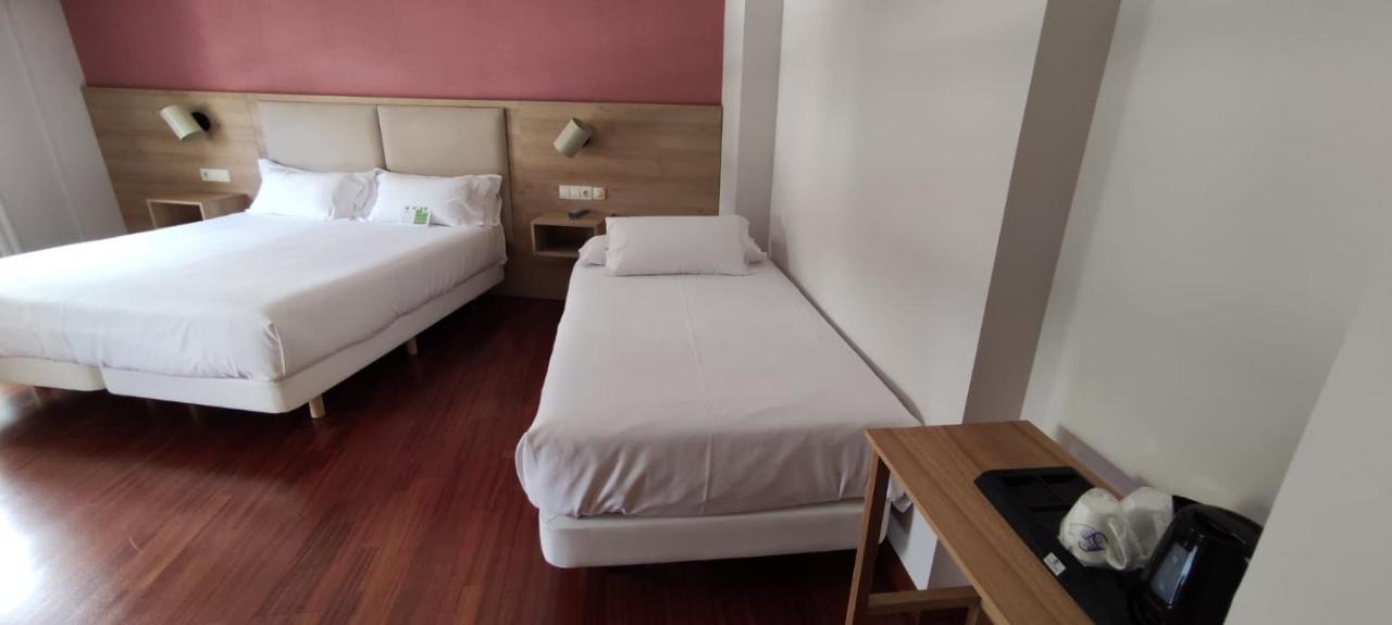 Hotel Parking Miradoiro De Belvis Santiago de Compostela Luaran gambar